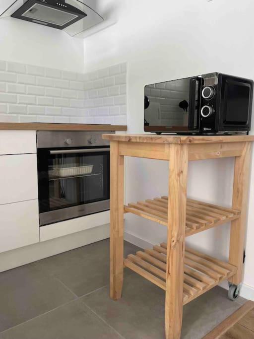 Cozy & Elegant Appartement Нарбон Екстериор снимка