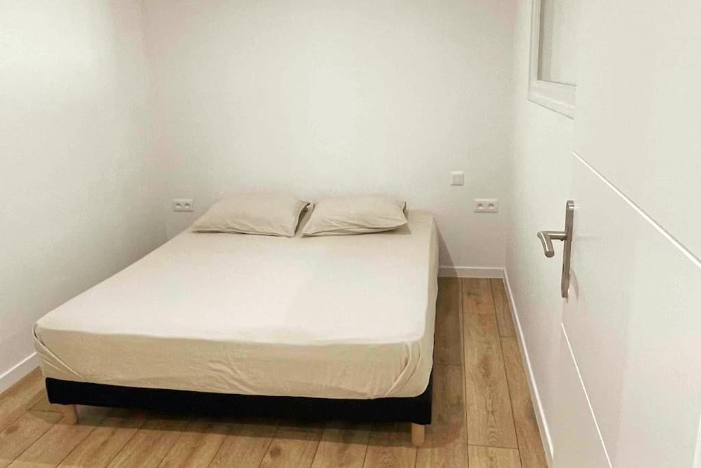 Cozy & Elegant Appartement Нарбон Екстериор снимка